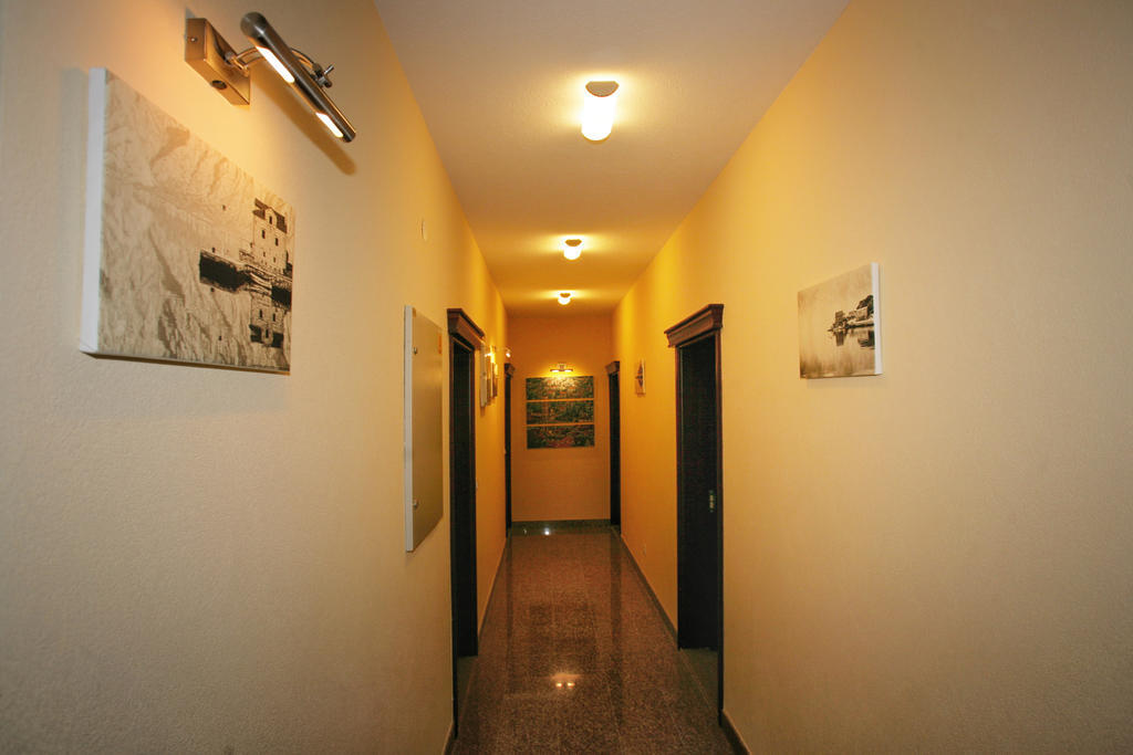 Hotel Ellena 헤르섹 외부 사진